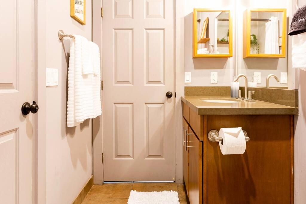 2Br Home W Parking Downtown Charm In Full Bloom! Tucson Dış mekan fotoğraf